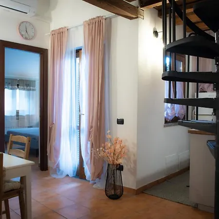 Turistico Di Giulia Apartment *